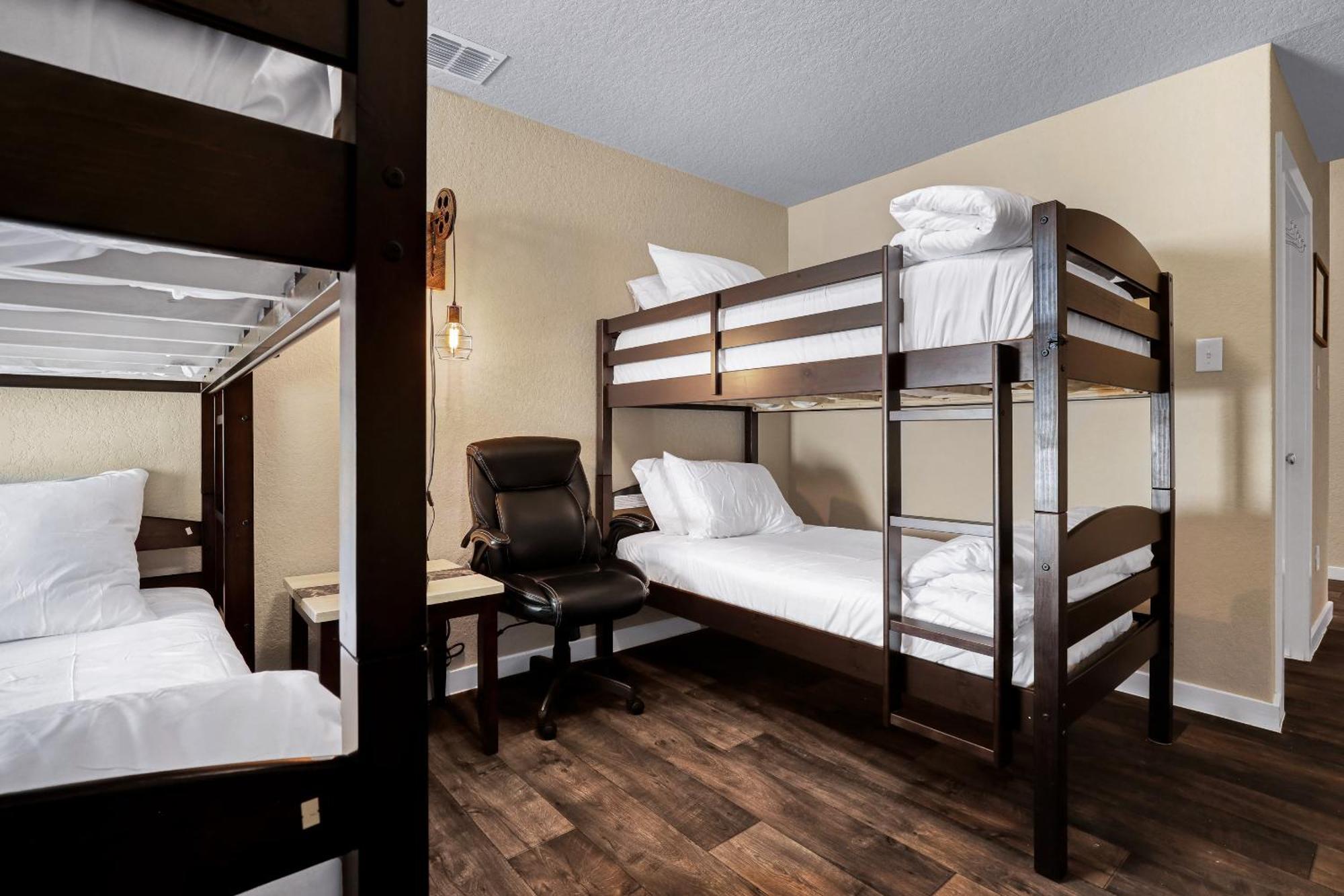 Speakeasy - A Birdy Vacation Rental San Antonio Bagian luar foto