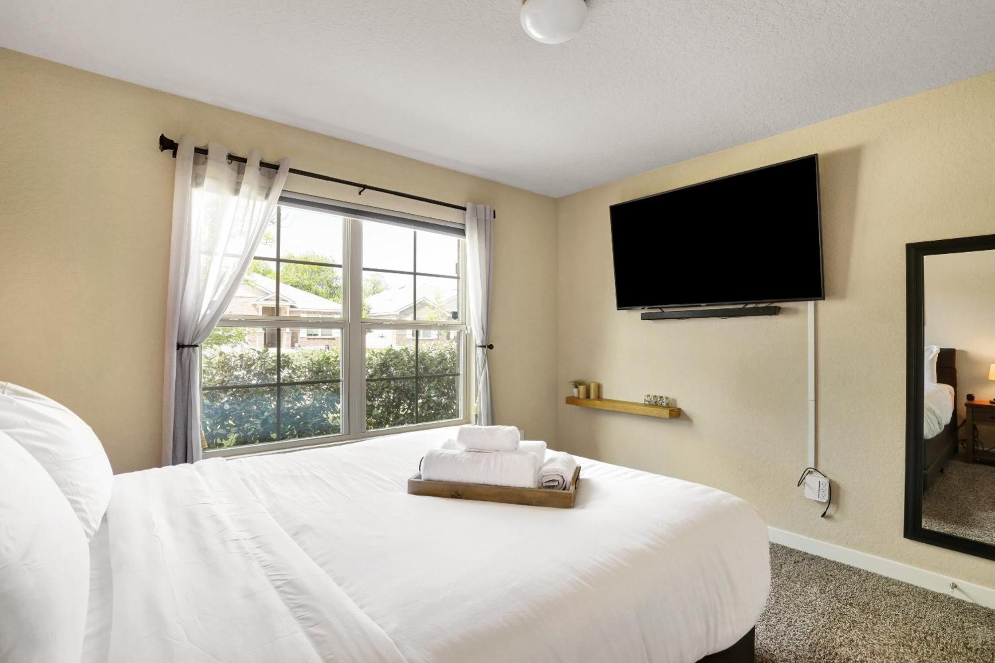 Speakeasy - A Birdy Vacation Rental San Antonio Bagian luar foto