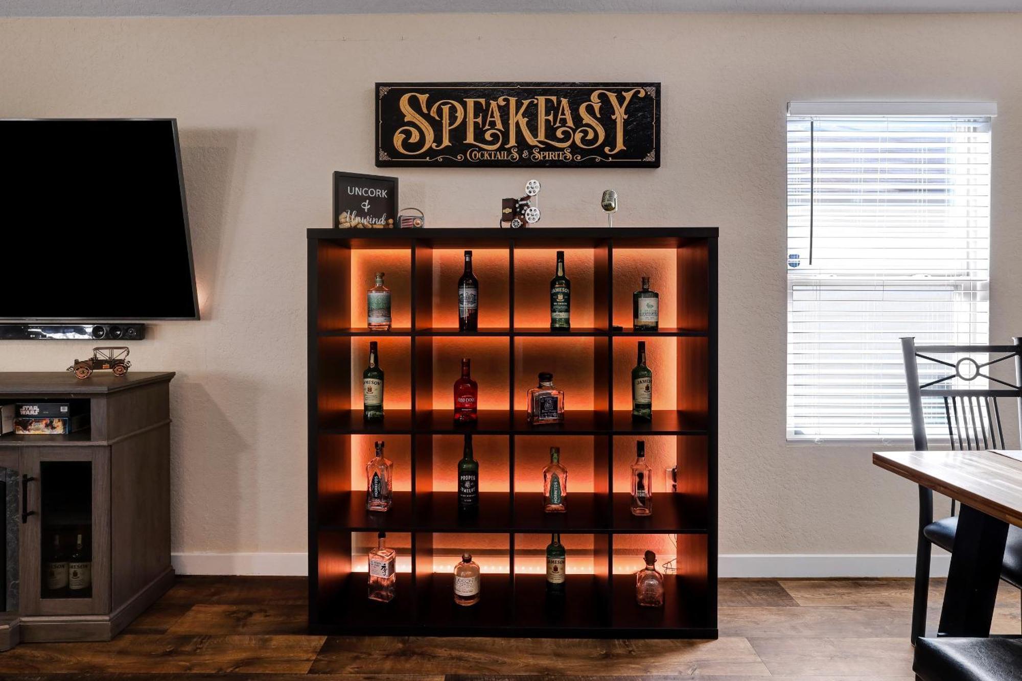 Speakeasy - A Birdy Vacation Rental San Antonio Bagian luar foto